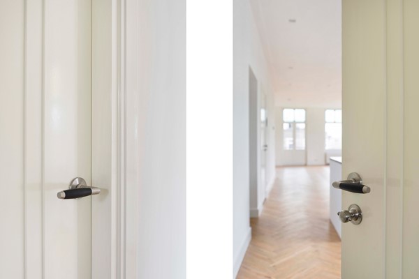 Photo - For rent: Johannes Vermeerstraat 52-3, 1071 DT Amsterdam